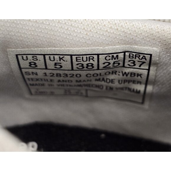 NEW Skechers Performance Ultra Go Goga Mat Air Cooled White Shoes Women's Size 8 - Picture 9 of 9